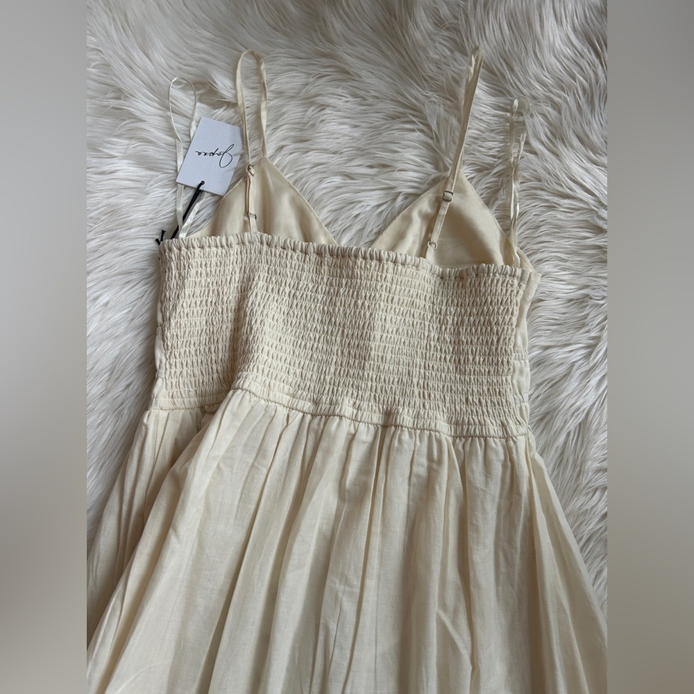 Elegant Cream Maxi Dress with Palm Tree Design - Picture 13 of 16